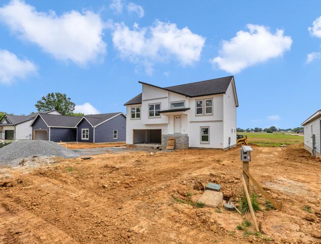 1010 Cherry Acres Dr, Clarksville, TN 37042