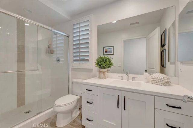 2105 Two Harbors Circle, Costa Mesa, CA 92627