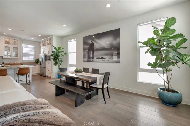 2105 Two Harbors Circle, Costa Mesa, CA 92627