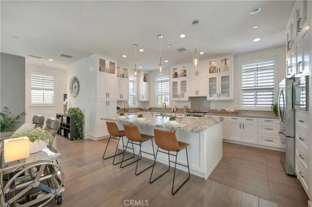 2105 Two Harbors Circle, Costa Mesa, CA 92627