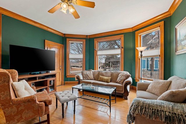 637 S MONROE AVENUE, Green Bay, WI 54301