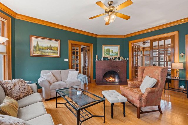 637 S MONROE AVENUE, Green Bay, WI 54301