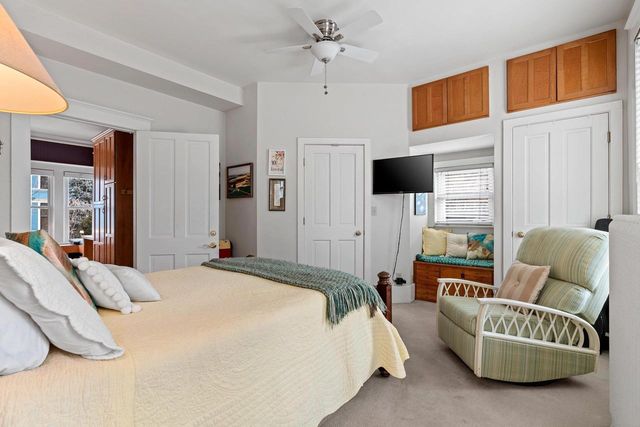 637 S MONROE AVENUE, Green Bay, WI 54301