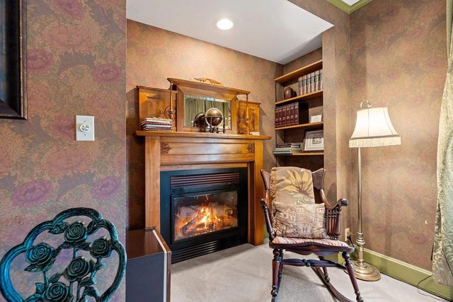 637 S MONROE AVENUE, Green Bay, WI 54301