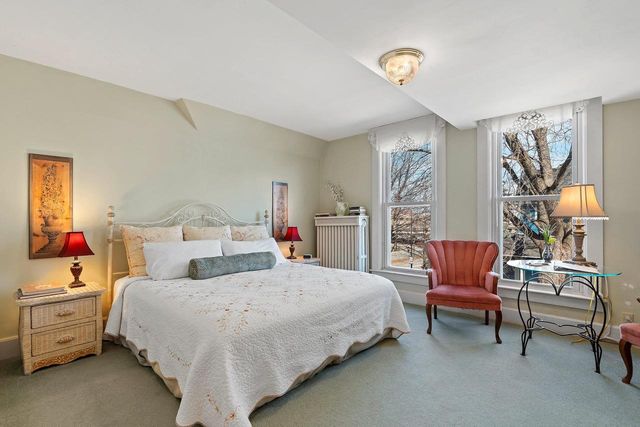 637 S MONROE AVENUE, Green Bay, WI 54301