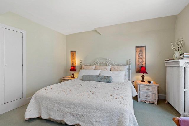 637 S MONROE AVENUE, Green Bay, WI 54301