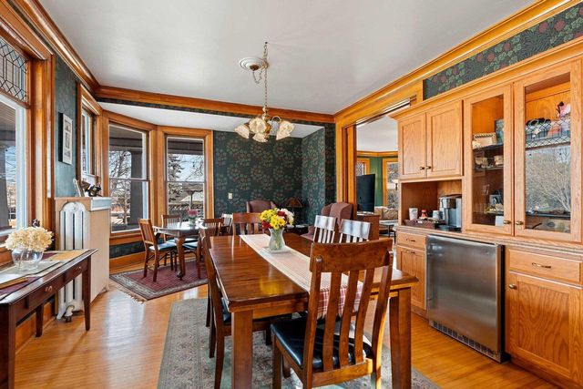 637 S MONROE AVENUE, Green Bay, WI 54301