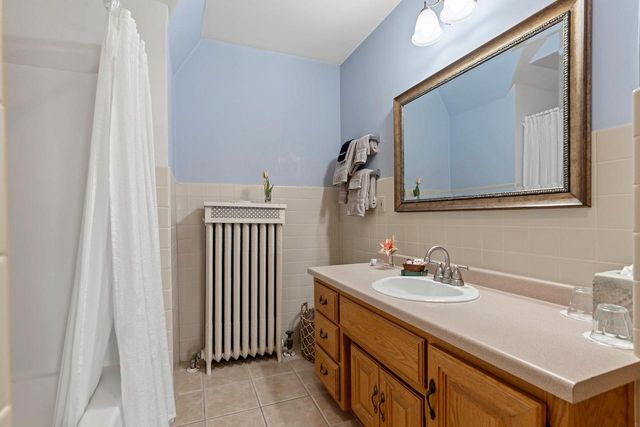 637 S MONROE AVENUE, Green Bay, WI 54301