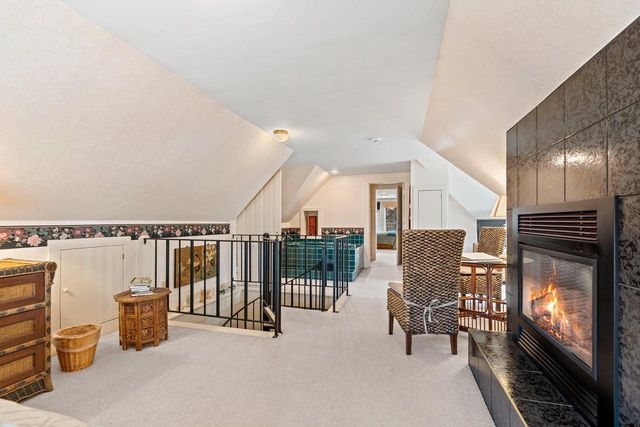 637 S MONROE AVENUE, Green Bay, WI 54301