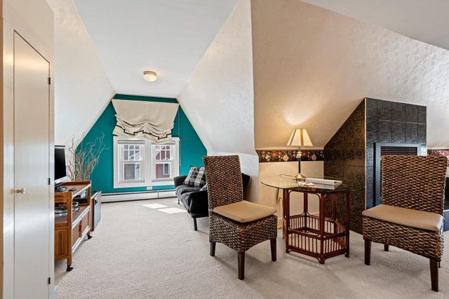 637 S MONROE AVENUE, Green Bay, WI 54301