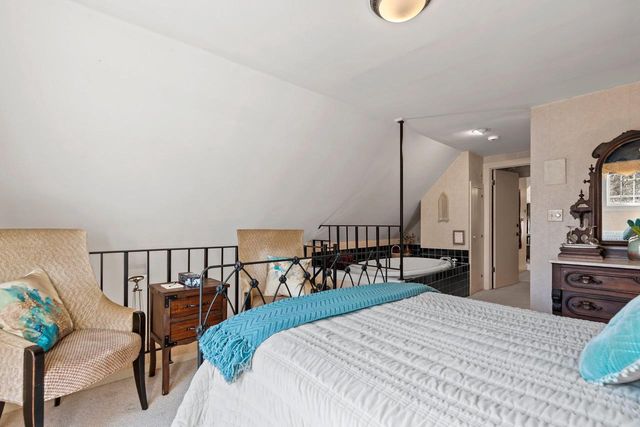 637 S MONROE AVENUE, Green Bay, WI 54301