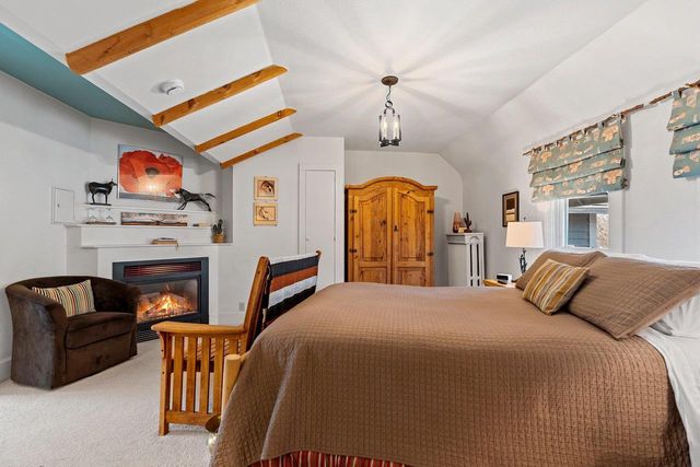 637 S MONROE AVENUE, Green Bay, WI 54301