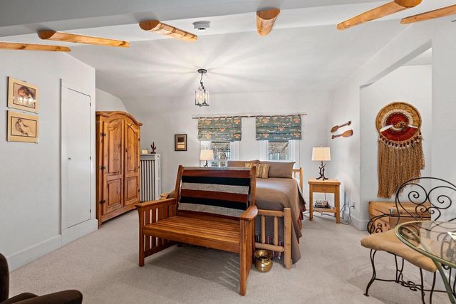 637 S MONROE AVENUE, Green Bay, WI 54301