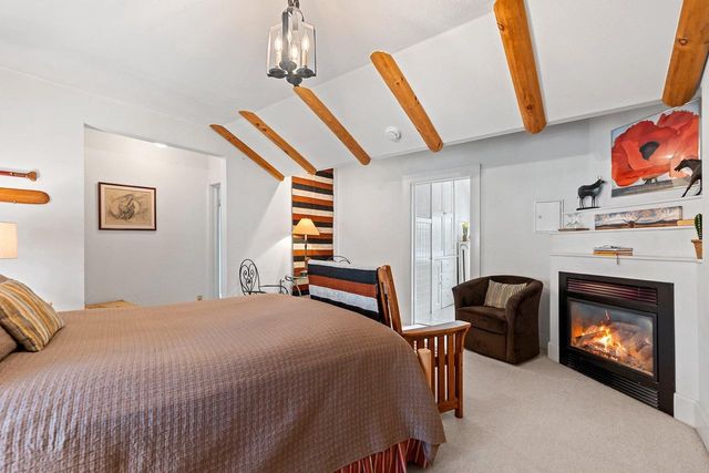 637 S MONROE AVENUE, Green Bay, WI 54301