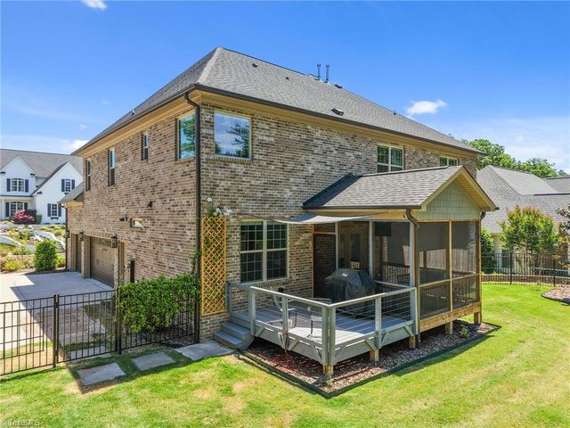 2919 Wynnewood Drive, Greensboro, NC 27408
