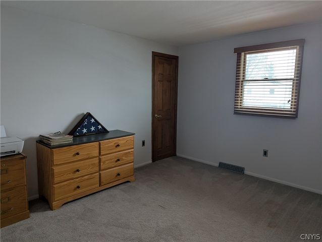 8046 Bamm Hollow Road, Clay, NY 13041