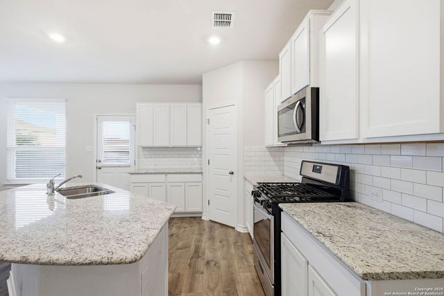 8512 Murray Grey, San Antonio, TX 78254