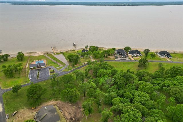 1593 Shoreline Drive, Mabank, TX 75143