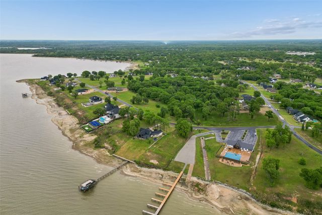 1593 Shoreline Drive, Mabank, TX 75143