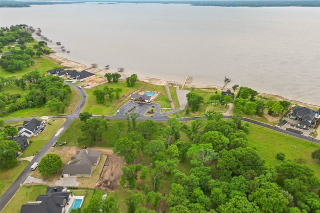 1593 Shoreline Drive, Mabank, TX 75143