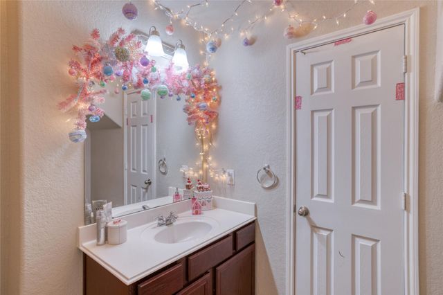 2830 N Red Birch Circle, Houston, TX 77038