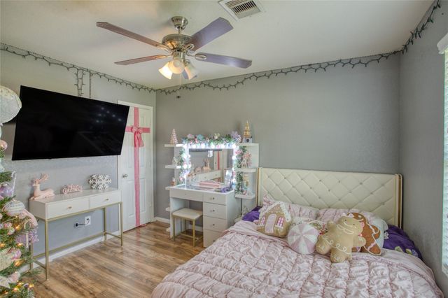 2830 N Red Birch Circle, Houston, TX 77038