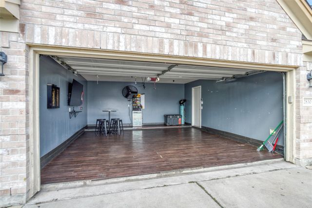 2830 N Red Birch Circle, Houston, TX 77038