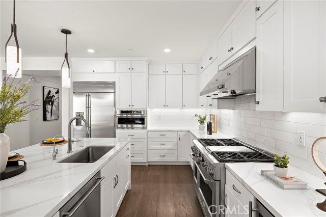 103 Aims, Irvine, CA 92618