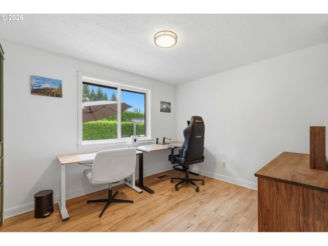 34007 SYKES Rd, St Helens, OR 97051