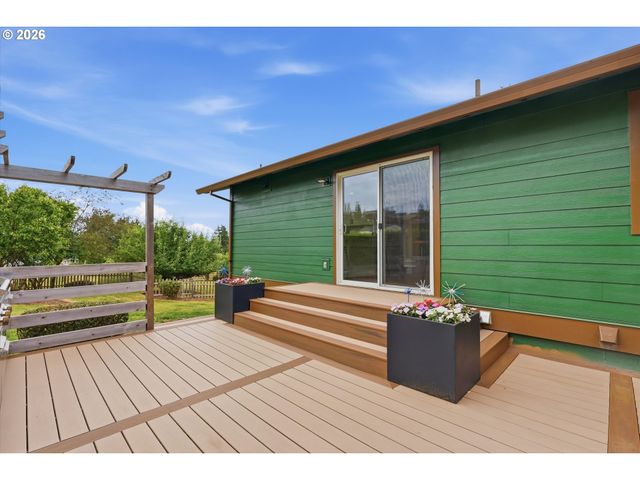 34007 SYKES Rd, St Helens, OR 97051