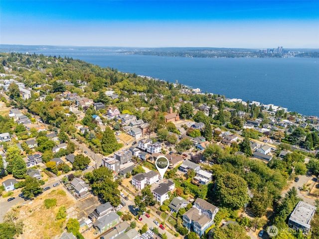 812 29th Avenue S, Seattle, WA 98144