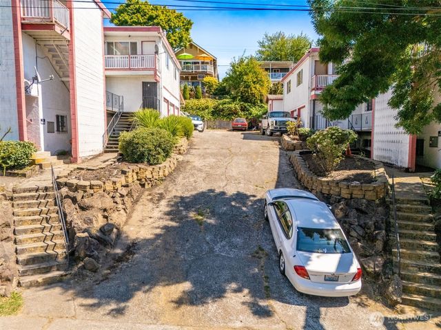 812 29th Avenue S, Seattle, WA 98144