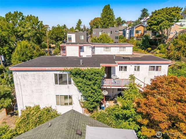 812 29th Avenue S, Seattle, WA 98144