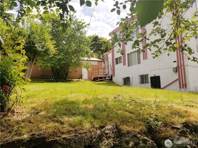 812 29th Avenue S, Seattle, WA 98144