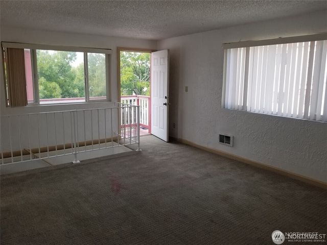 812 29th Avenue S, Seattle, WA 98144
