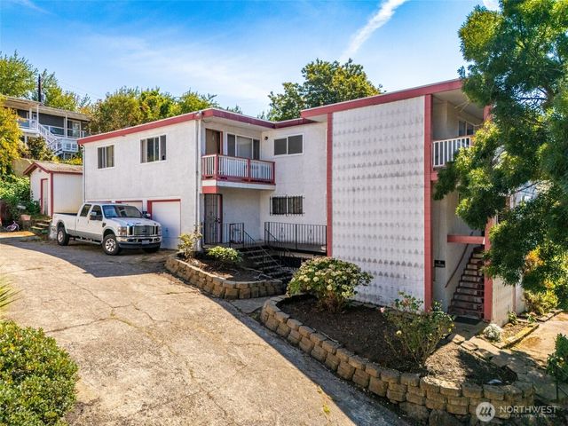 812 29th Avenue S, Seattle, WA 98144