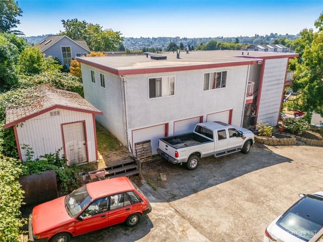 812 29th Avenue S, Seattle, WA 98144