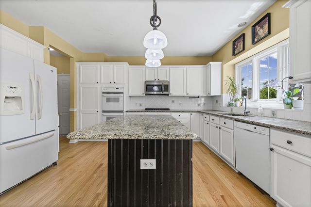 592 Terrace Court, Canton, MI 48188