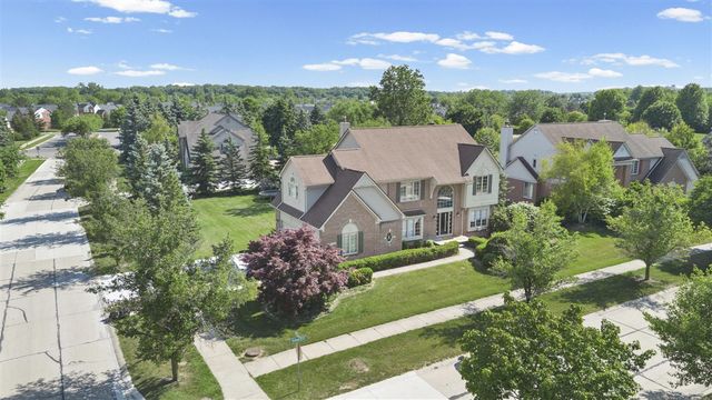 592 Terrace Court, Canton, MI 48188