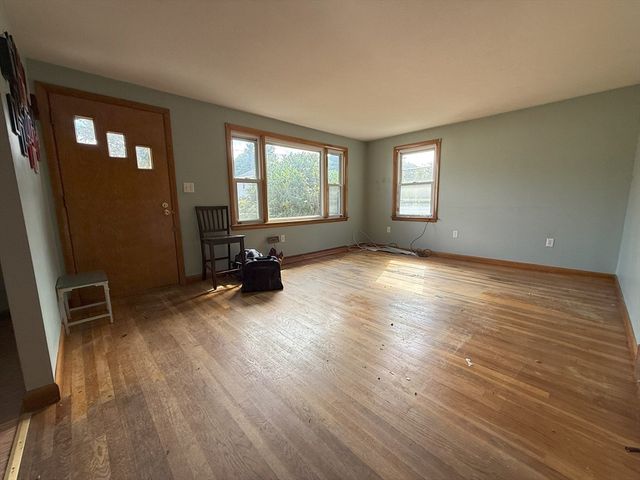 214 Eldridge St, Taunton, MA 02780