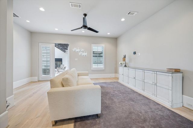 2411 Rosamond Street A, Houston, TX 77098