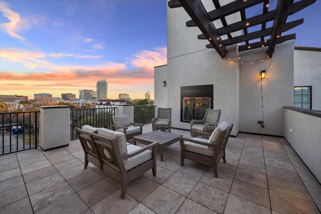 2411 Rosamond Street A, Houston, TX 77098