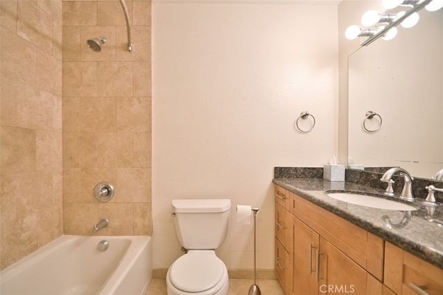 630 The Village 302, Redondo Beach, CA 90277