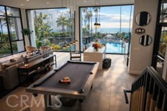 630 The Village 302, Redondo Beach, CA 90277