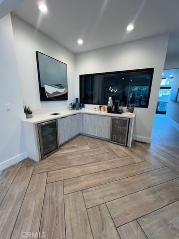 630 The Village 302, Redondo Beach, CA 90277