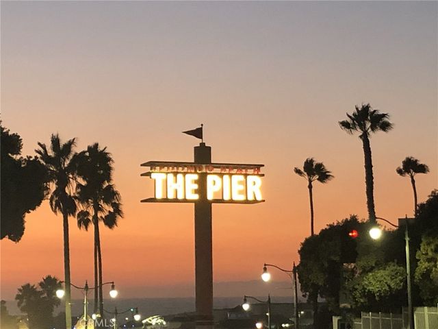 630 The Village 302, Redondo Beach, CA 90277