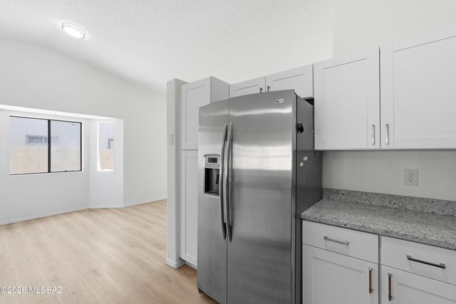 1724 W Sauvignon Drive, Tucson, AZ 85746