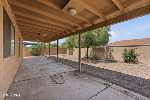1724 W Sauvignon Drive, Tucson, AZ 85746