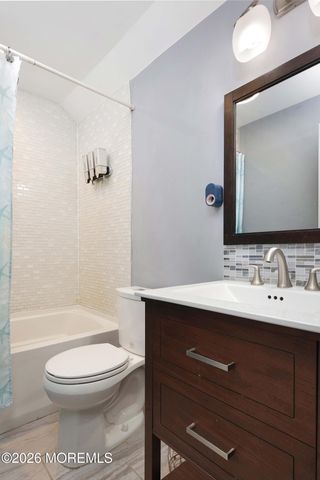 24 W Point Pleasant Avenue, Ocean Gate, NJ 08740