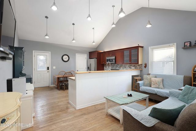 24 W Point Pleasant Avenue, Ocean Gate, NJ 08740